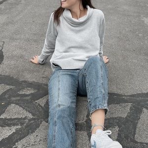 Gray Athleta Turtle Neck Sweater!!